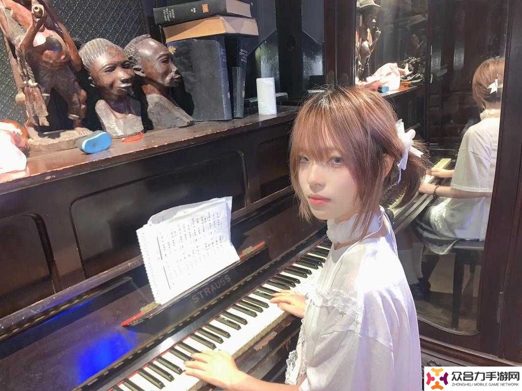 鋼琴詩人 ARTISTSORANO NATSUMI 為什么她的旋律總讓我心顫？